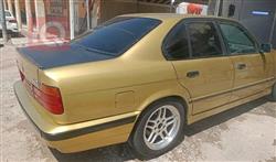 بی ئێم دەبڵیو سیریەس 5